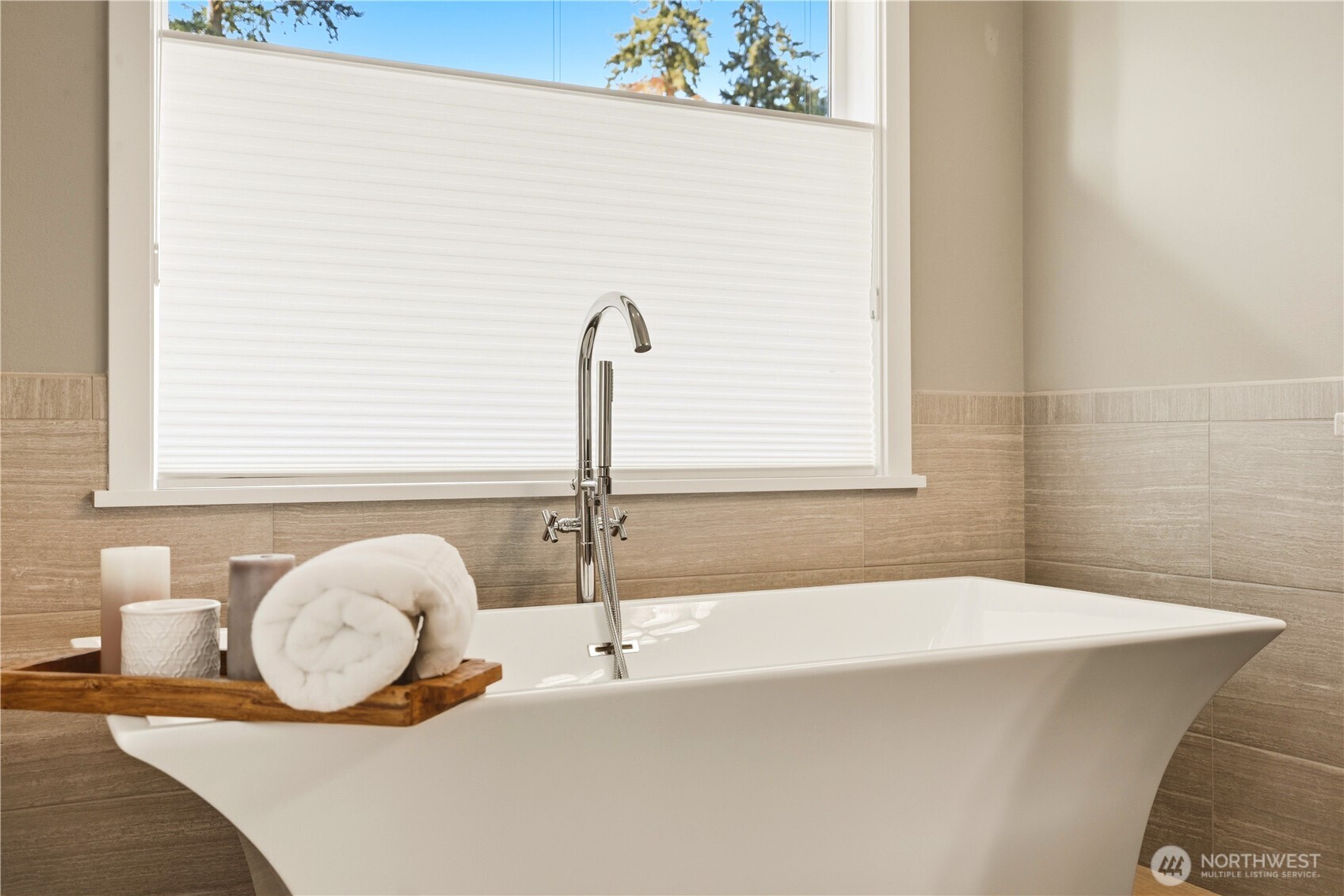 123 NW 185th Street , Shoreline, WA 98177