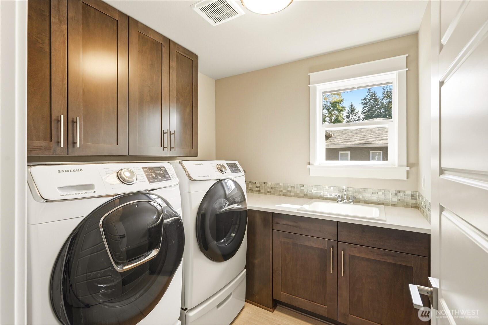 123 NW 185th Street , Shoreline, WA 98177