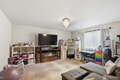 26029 242nd Place SE, Maple Valley, WA 98038 - Photo 16