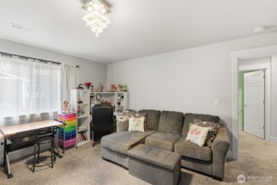 26029 242nd Place SE, Maple Valley, WA 98038 - Photo 17