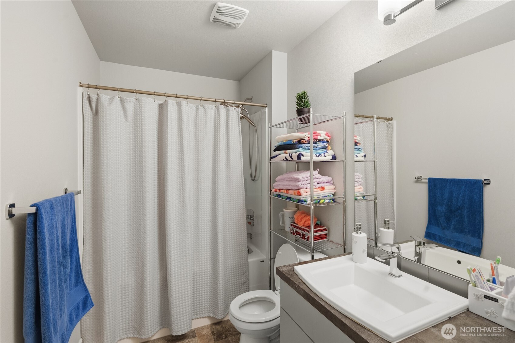 26029 242nd Place SE, Maple Valley, WA 98038