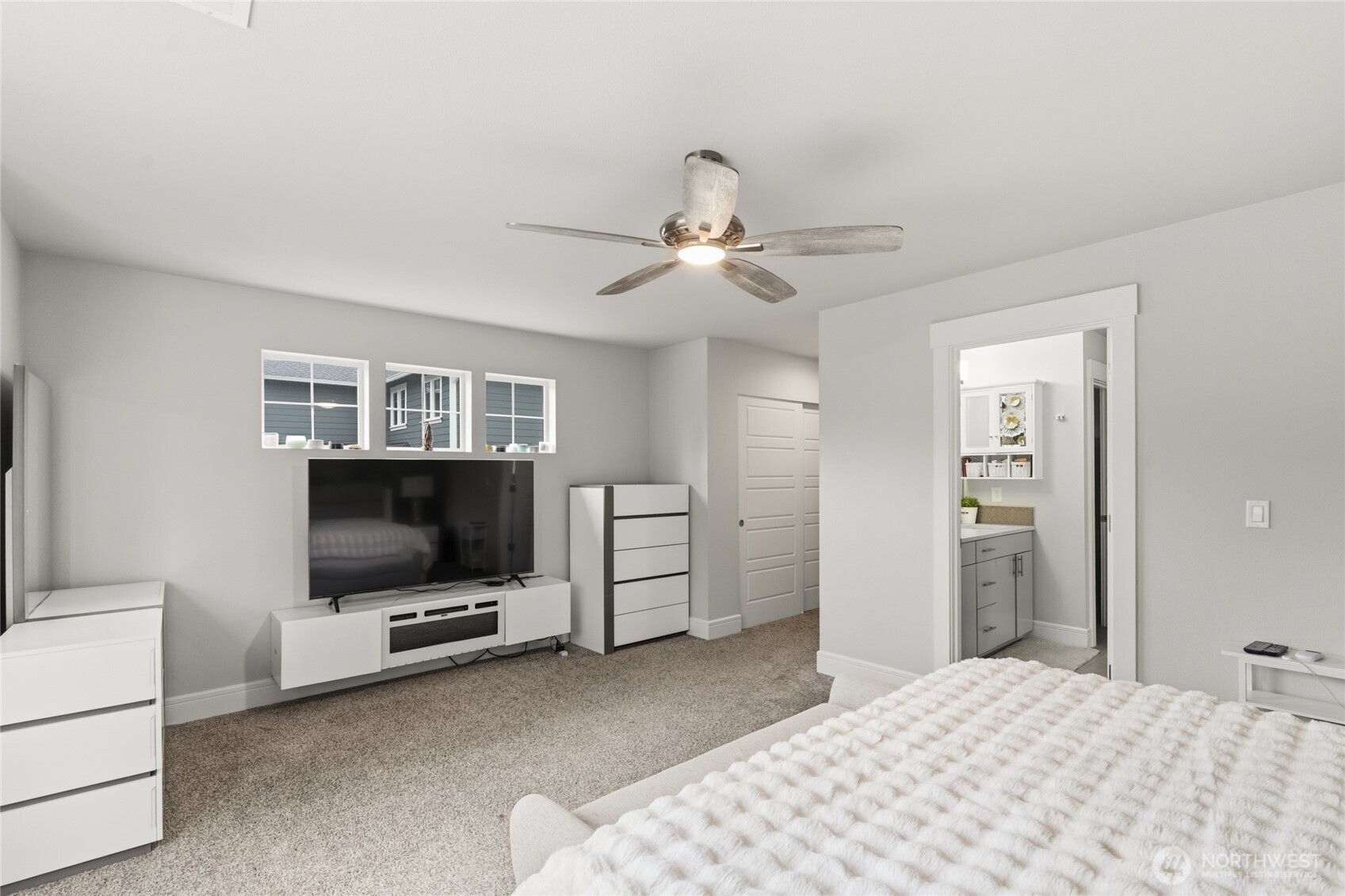 26029 242nd Place SE, Maple Valley, WA 98038