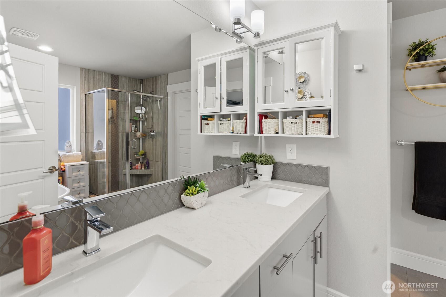 26029 242nd Place SE, Maple Valley, WA 98038