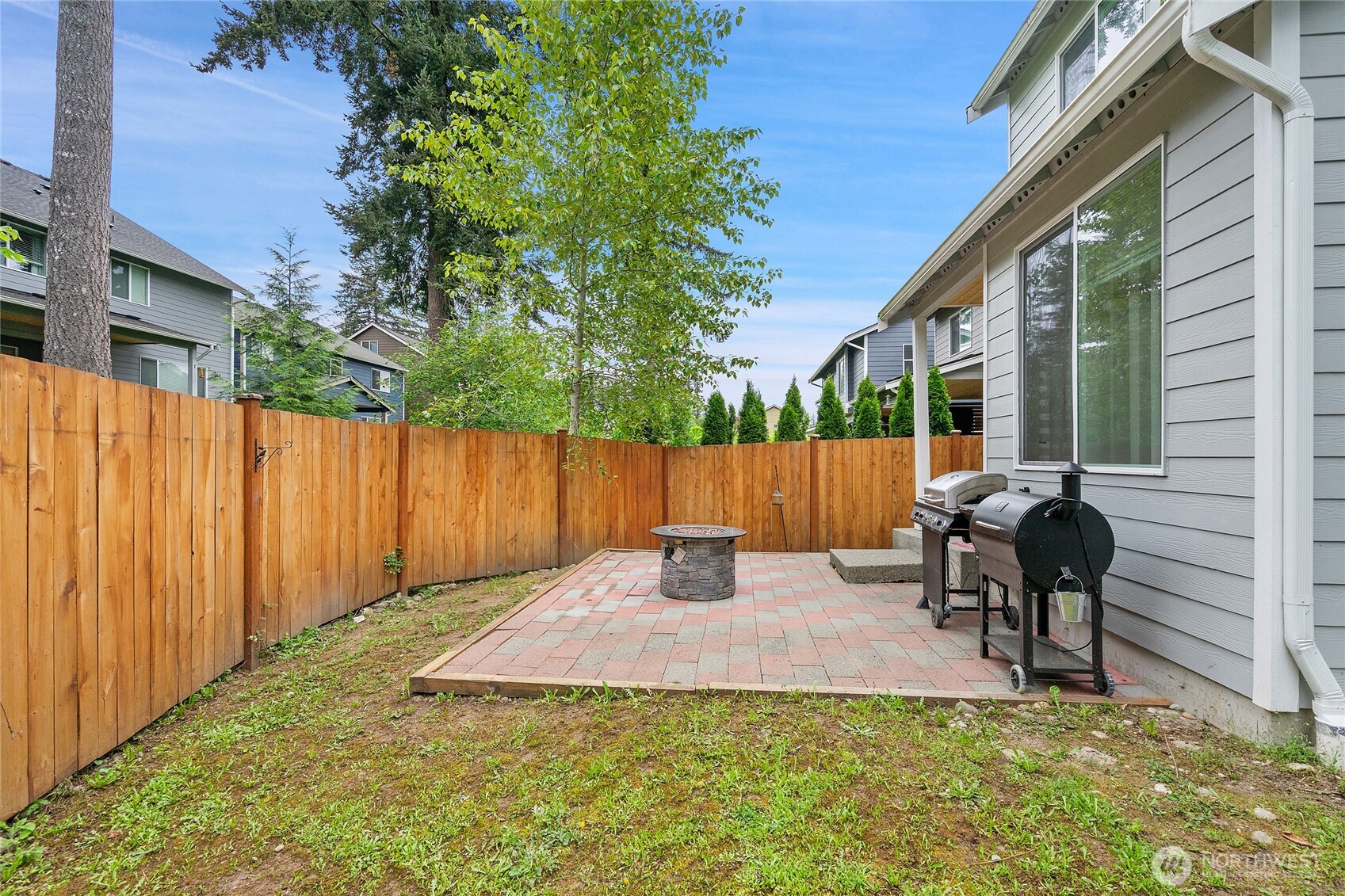 26029 242nd Place SE, Maple Valley, WA 98038