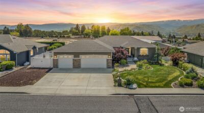 700 Clarissa Lane , East Wenatchee, WA 98802 - Photo 1