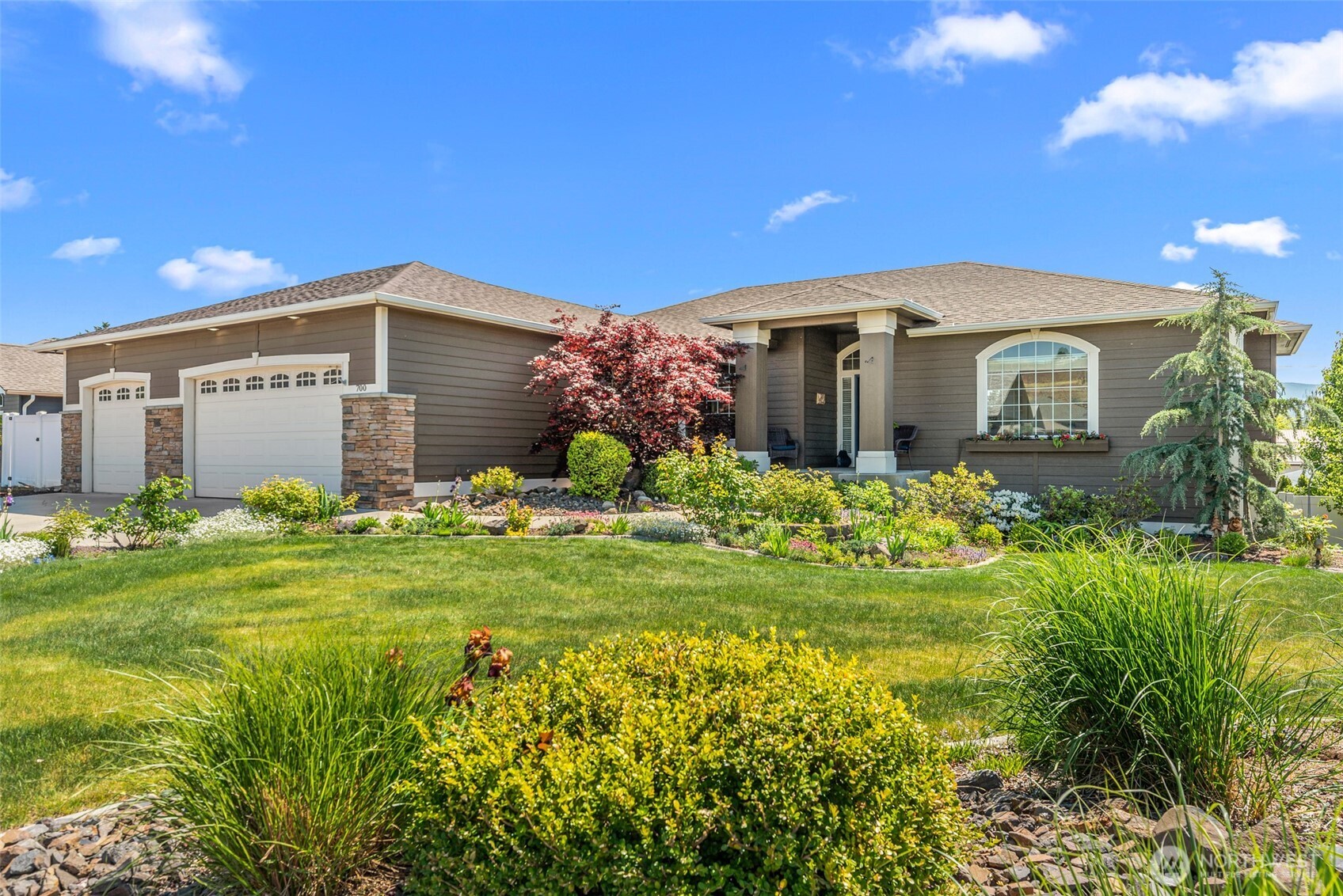 700 Clarissa Lane , East Wenatchee, WA 98802