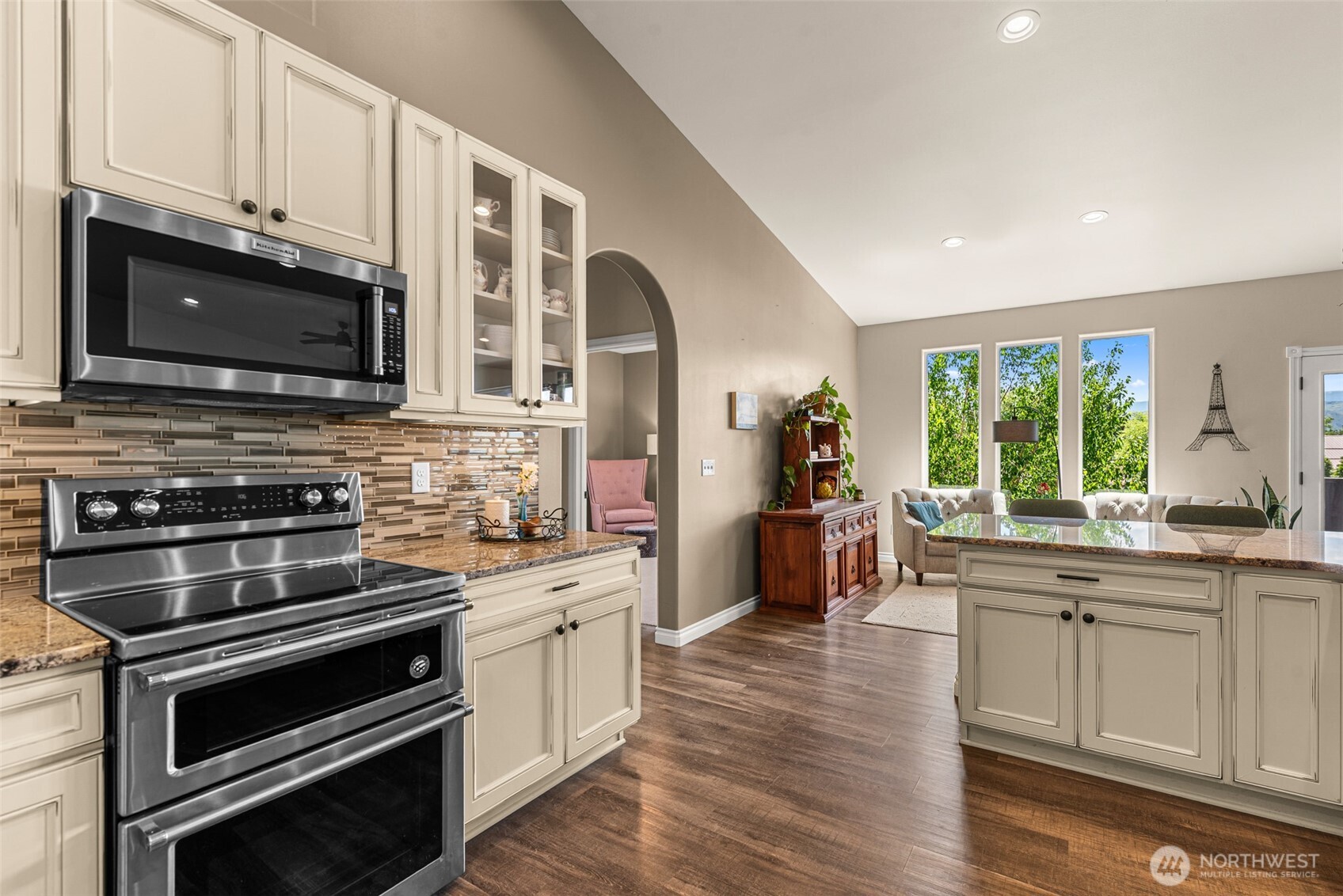 700 Clarissa Lane , East Wenatchee, WA 98802