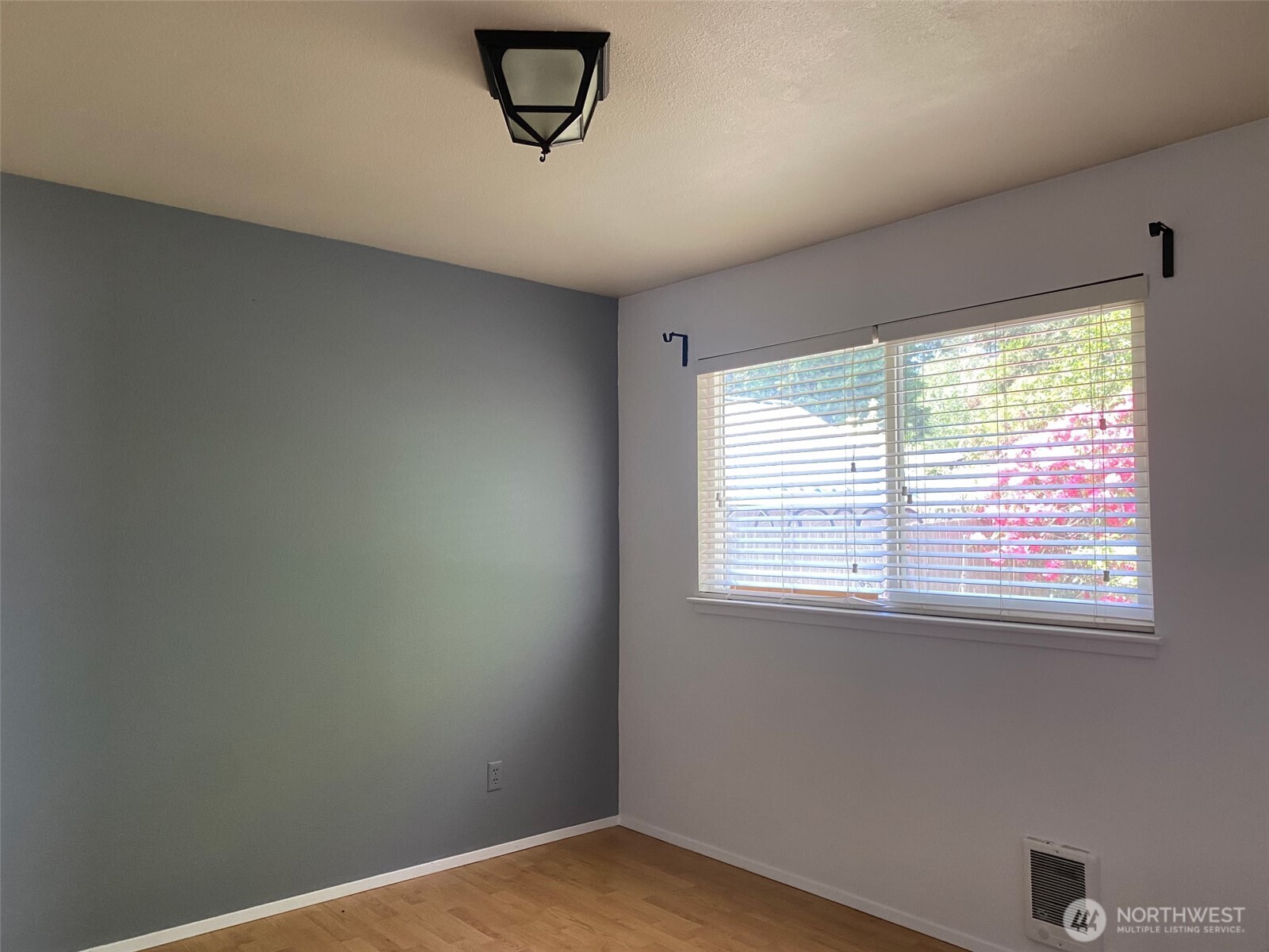 9923 Overlook Drive NW, Olympia, WA 98502