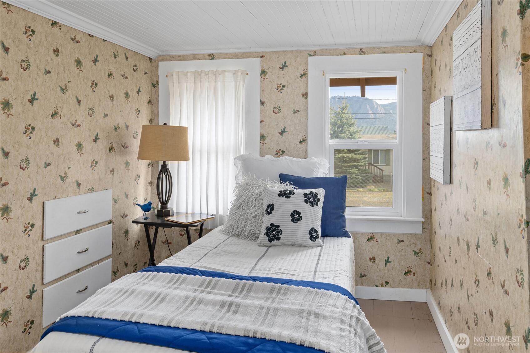 416 W Fifth Street , Cle Elum, WA 98922