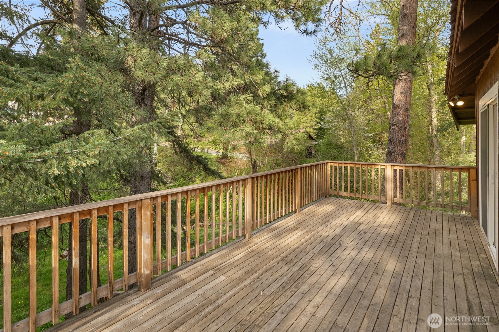416 W Fifth Street , Cle Elum, WA 98922