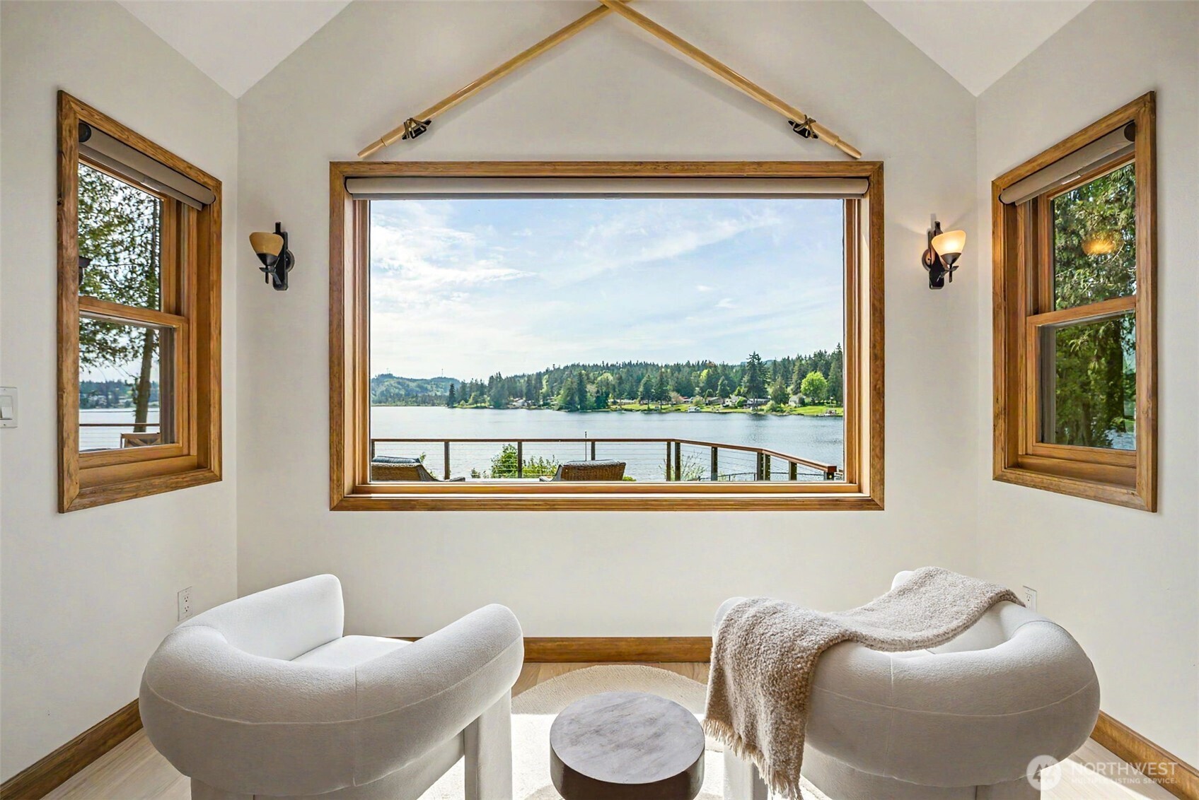 1427 Northlake Way NW, Bremerton, WA 98312