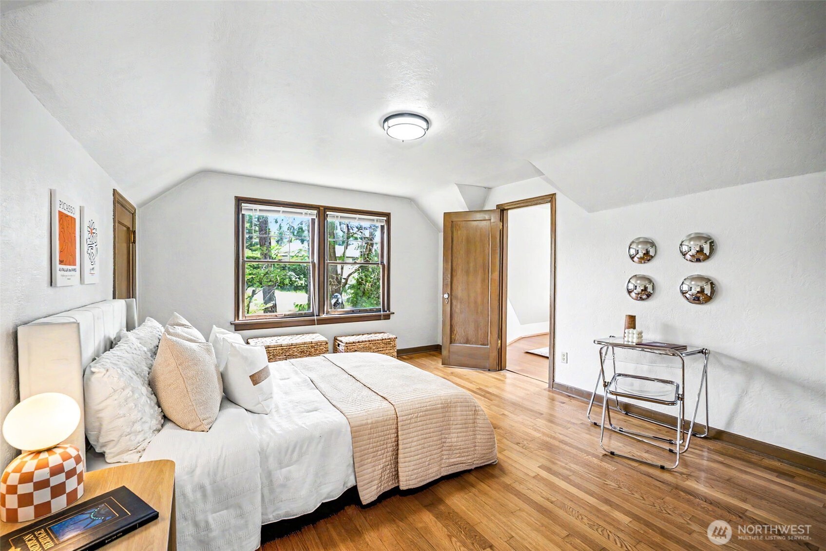 1427 Northlake Way NW, Bremerton, WA 98312