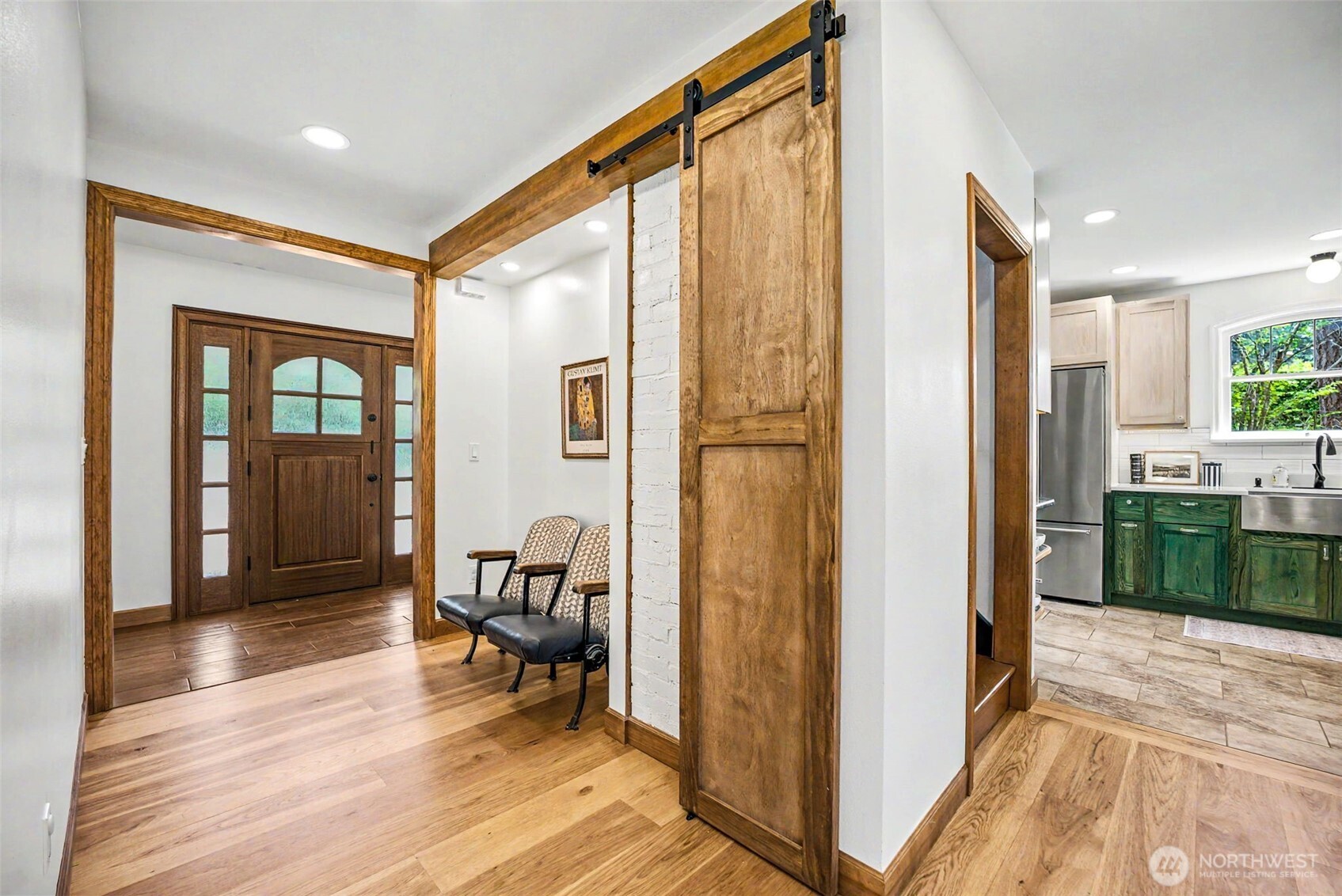 1427 Northlake Way NW, Bremerton, WA 98312