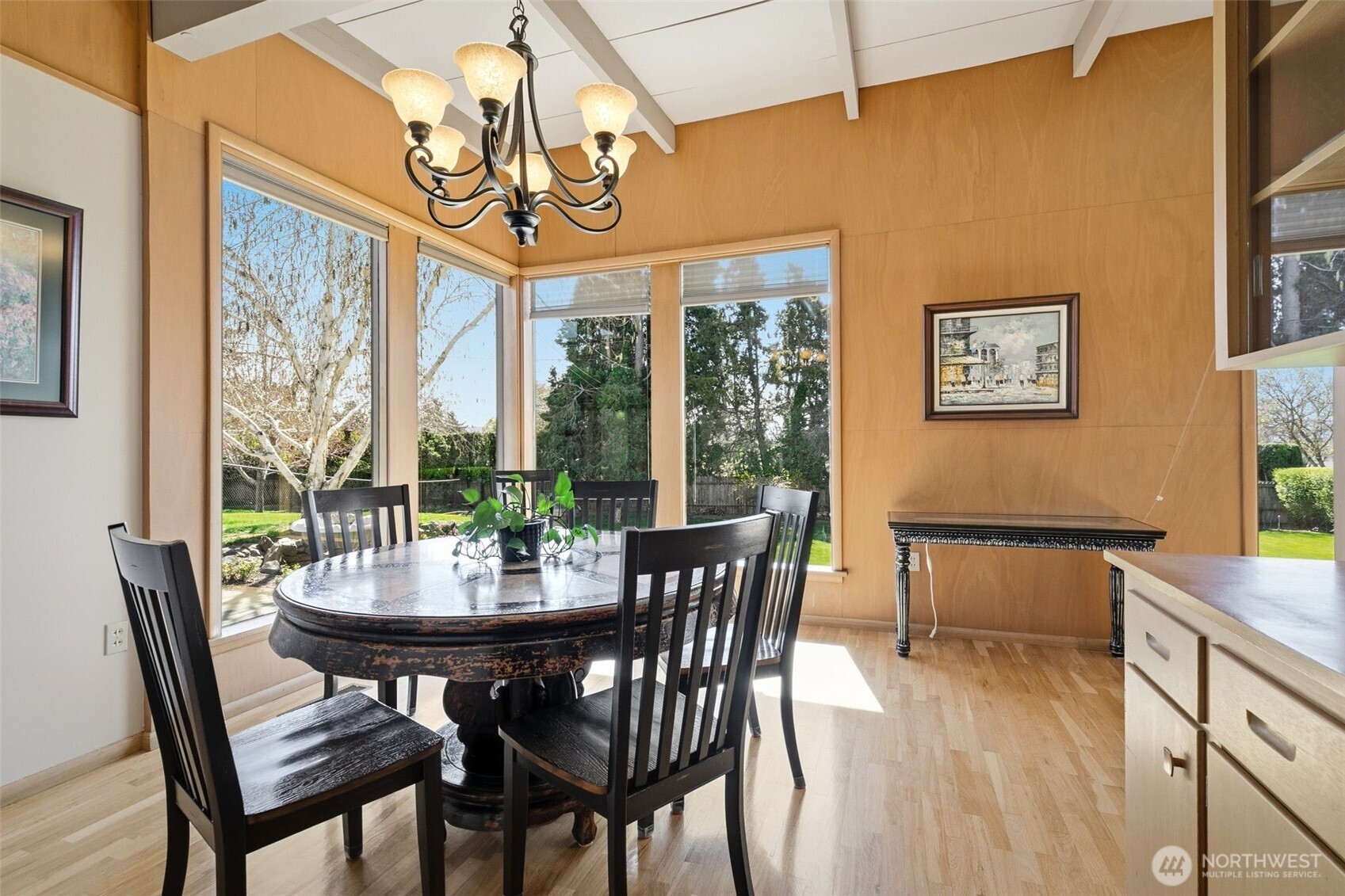 4710 W Lincoln , Yakima, WA 98908