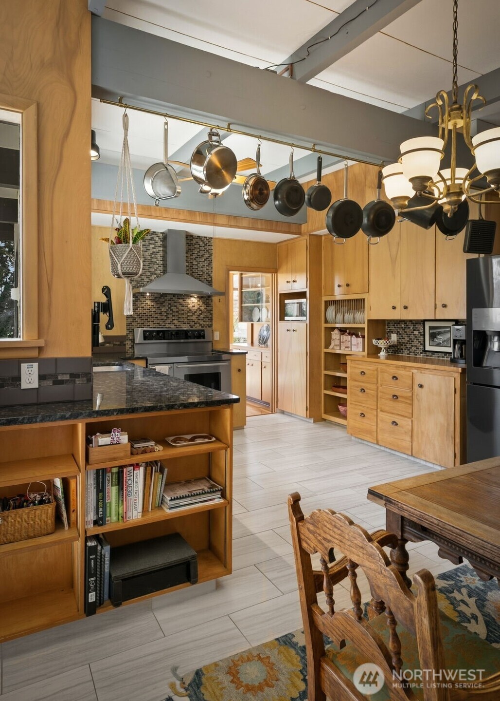 4710 W Lincoln , Yakima, WA 98908