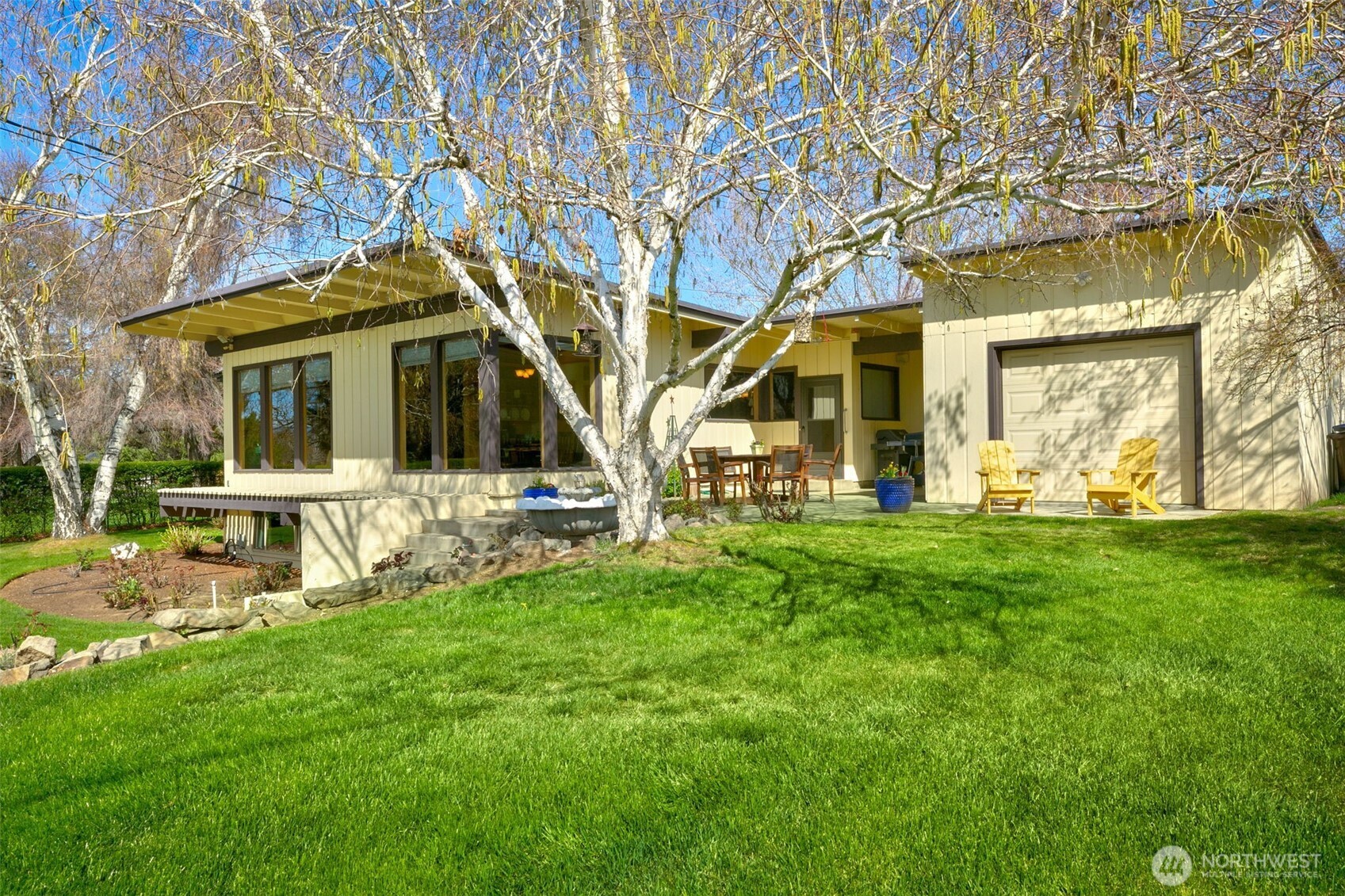4710 W Lincoln , Yakima, WA 98908