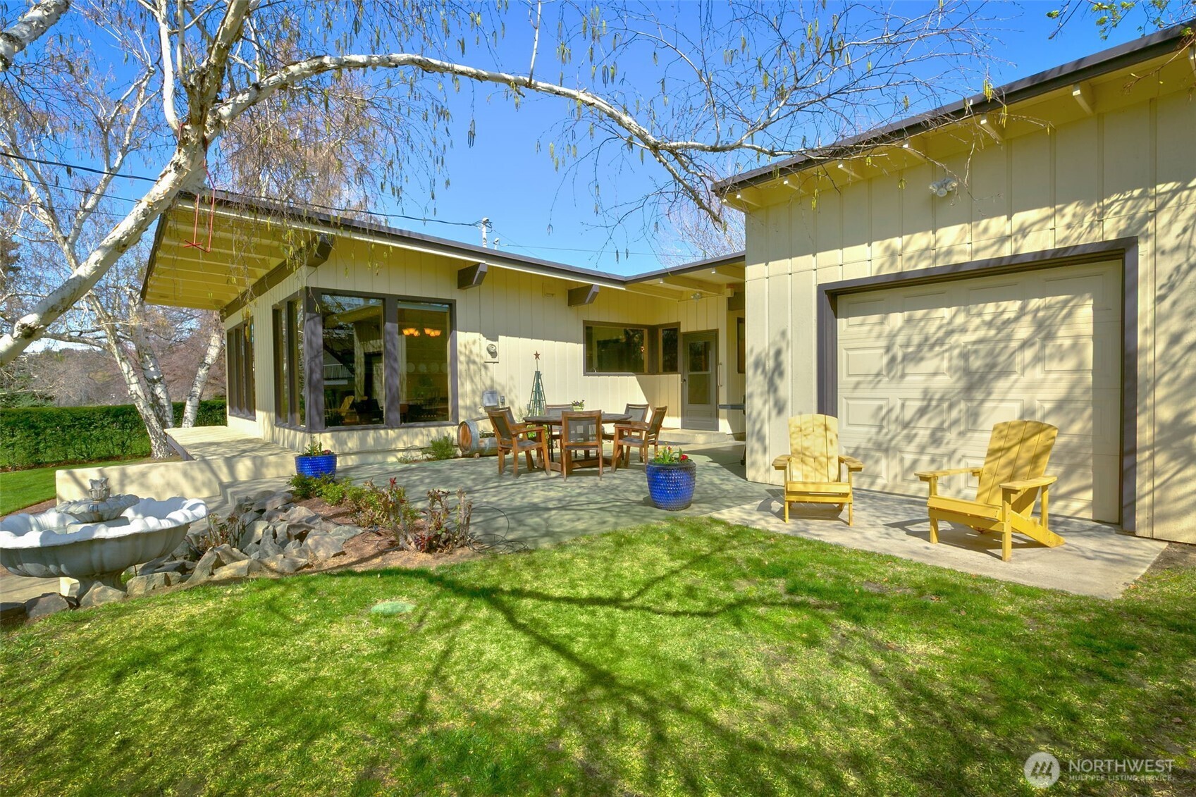 4710 W Lincoln , Yakima, WA 98908