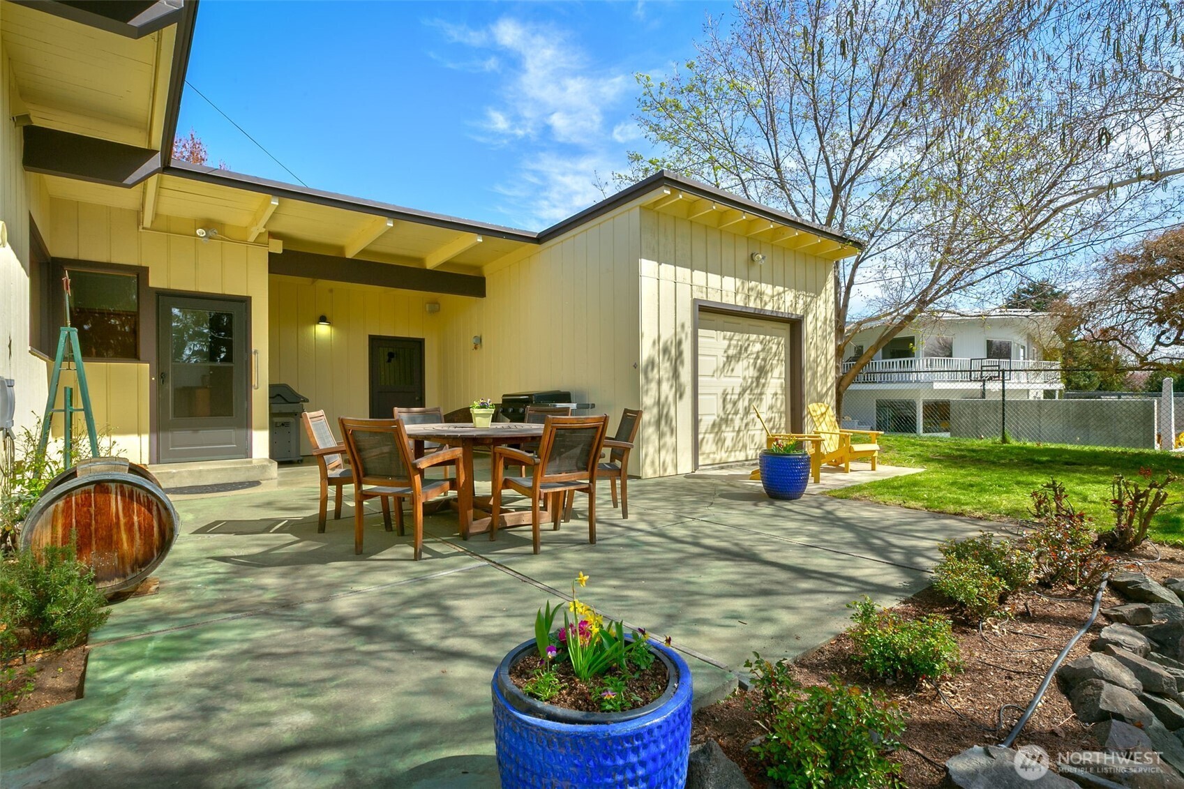 4710 W Lincoln , Yakima, WA 98908