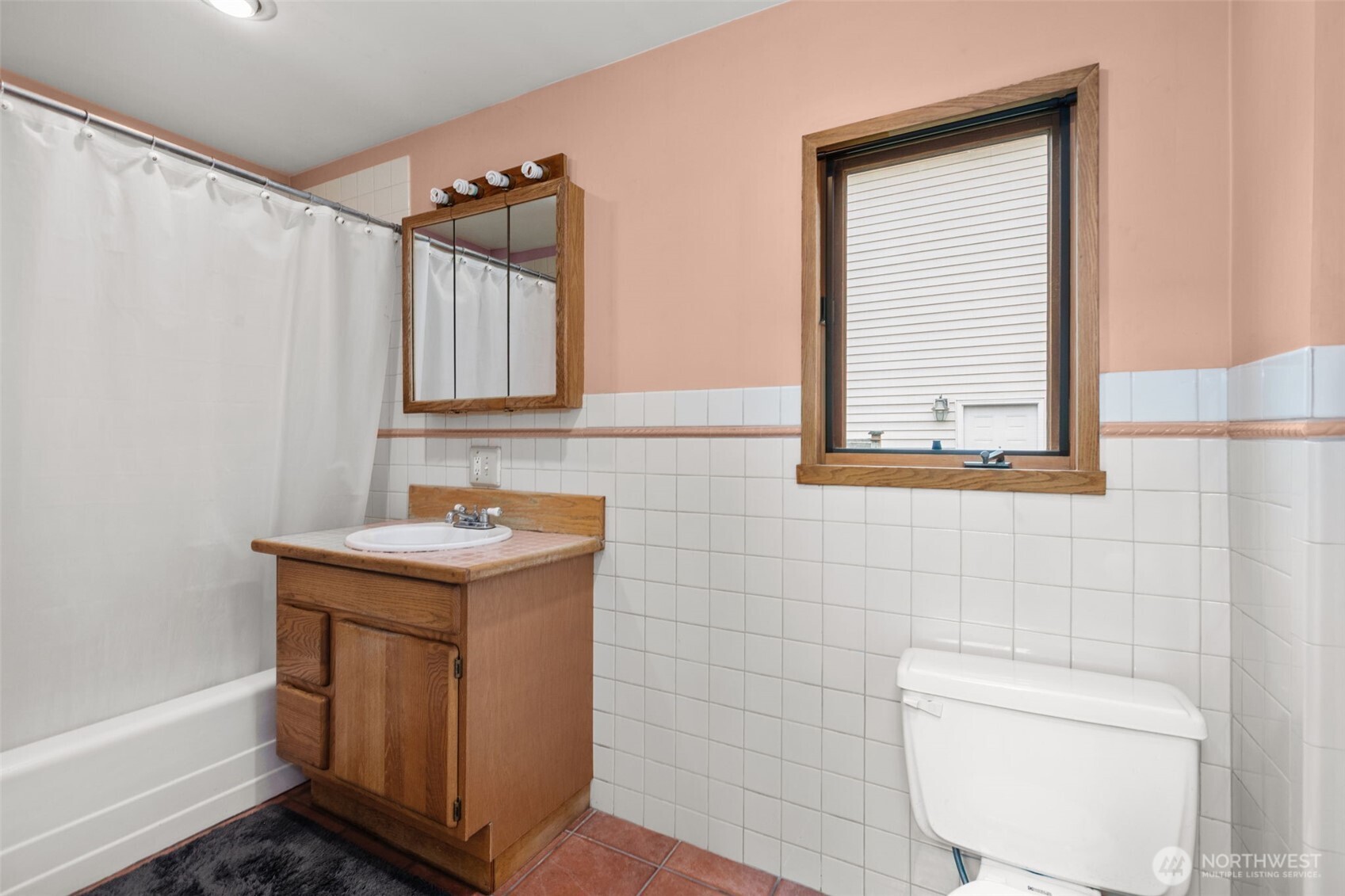 7123 32nd Avenue SW, Seattle, WA 98126