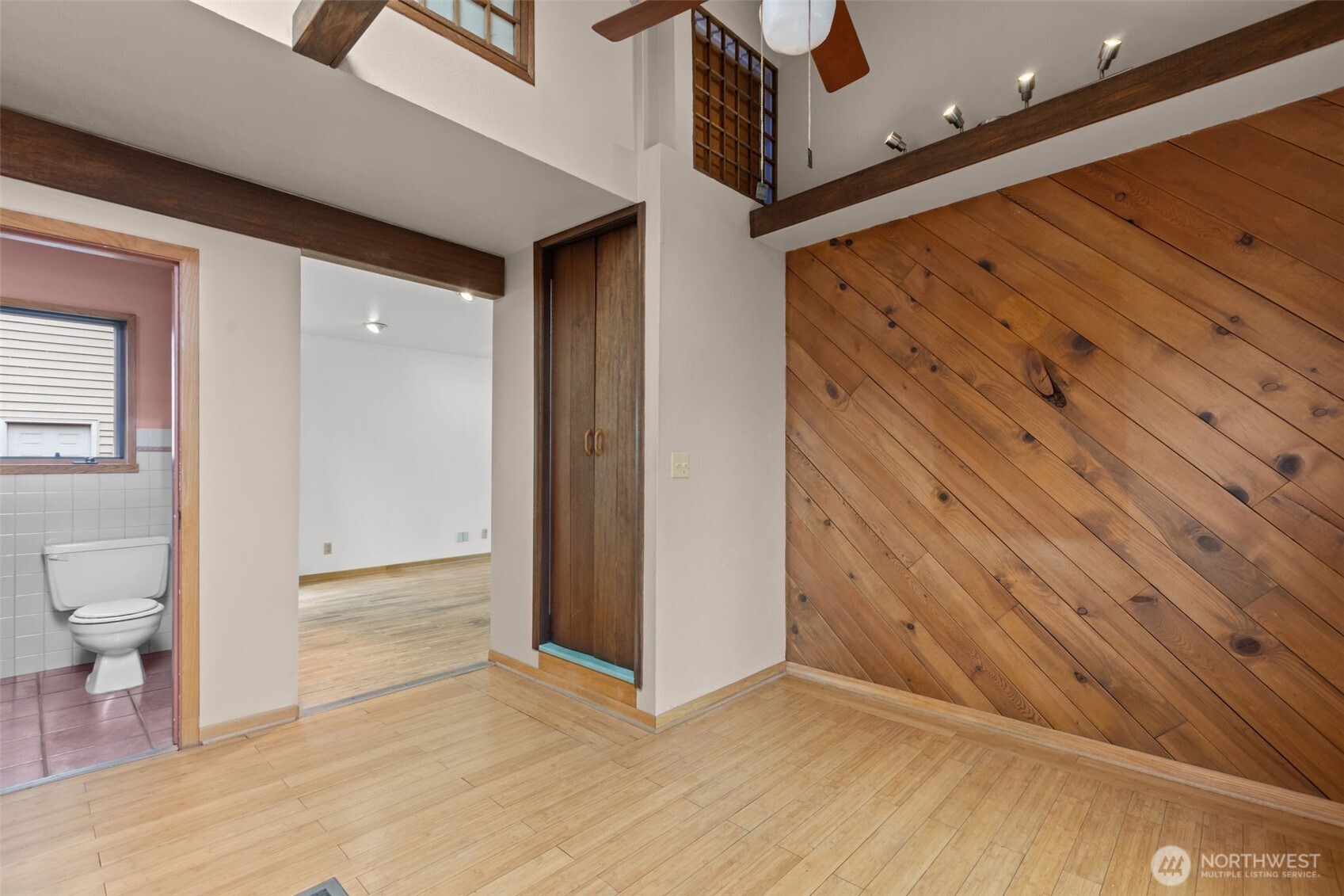 7123 32nd Avenue SW, Seattle, WA 98126