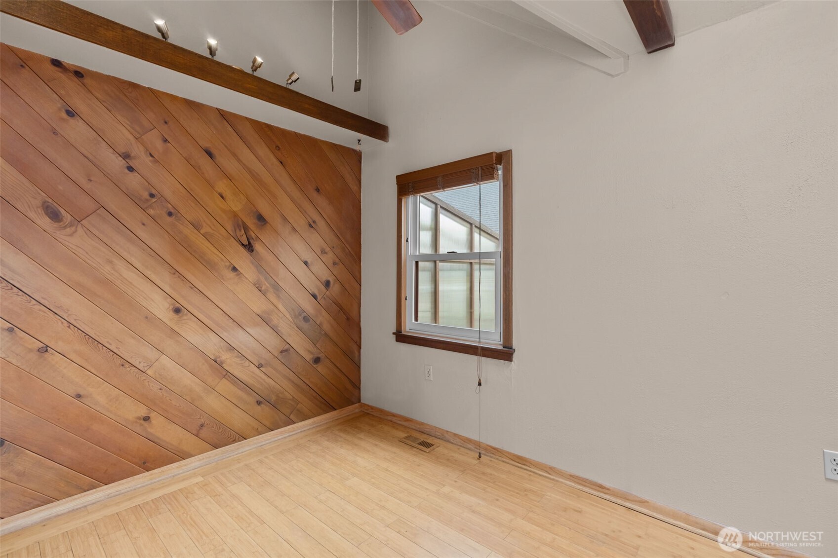 7123 32nd Avenue SW, Seattle, WA 98126