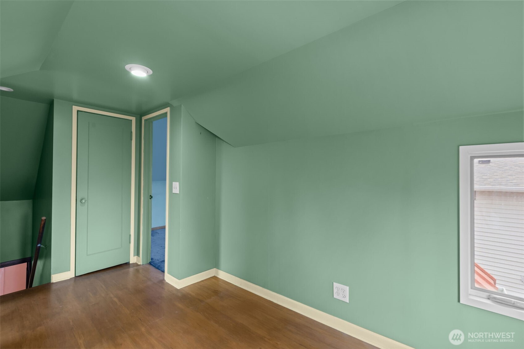 7123 32nd Avenue SW, Seattle, WA 98126