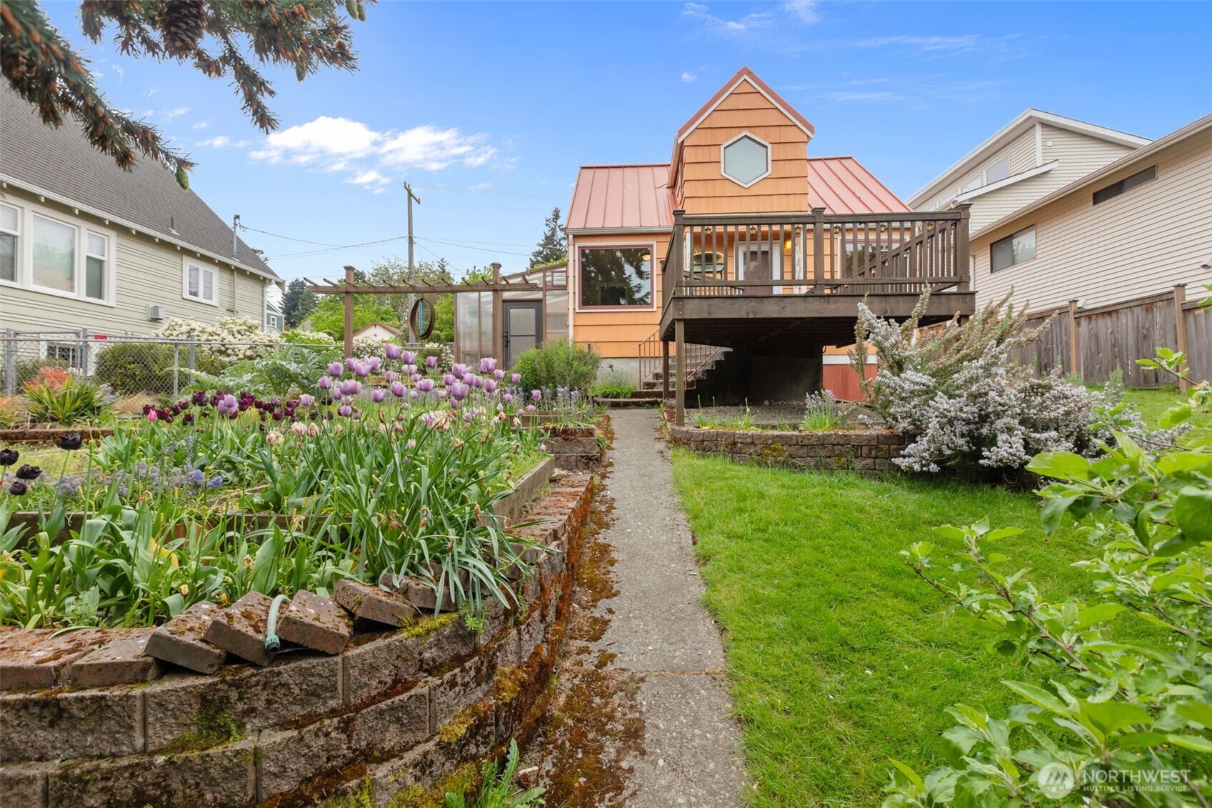 7123 32nd Avenue SW, Seattle, WA 98126