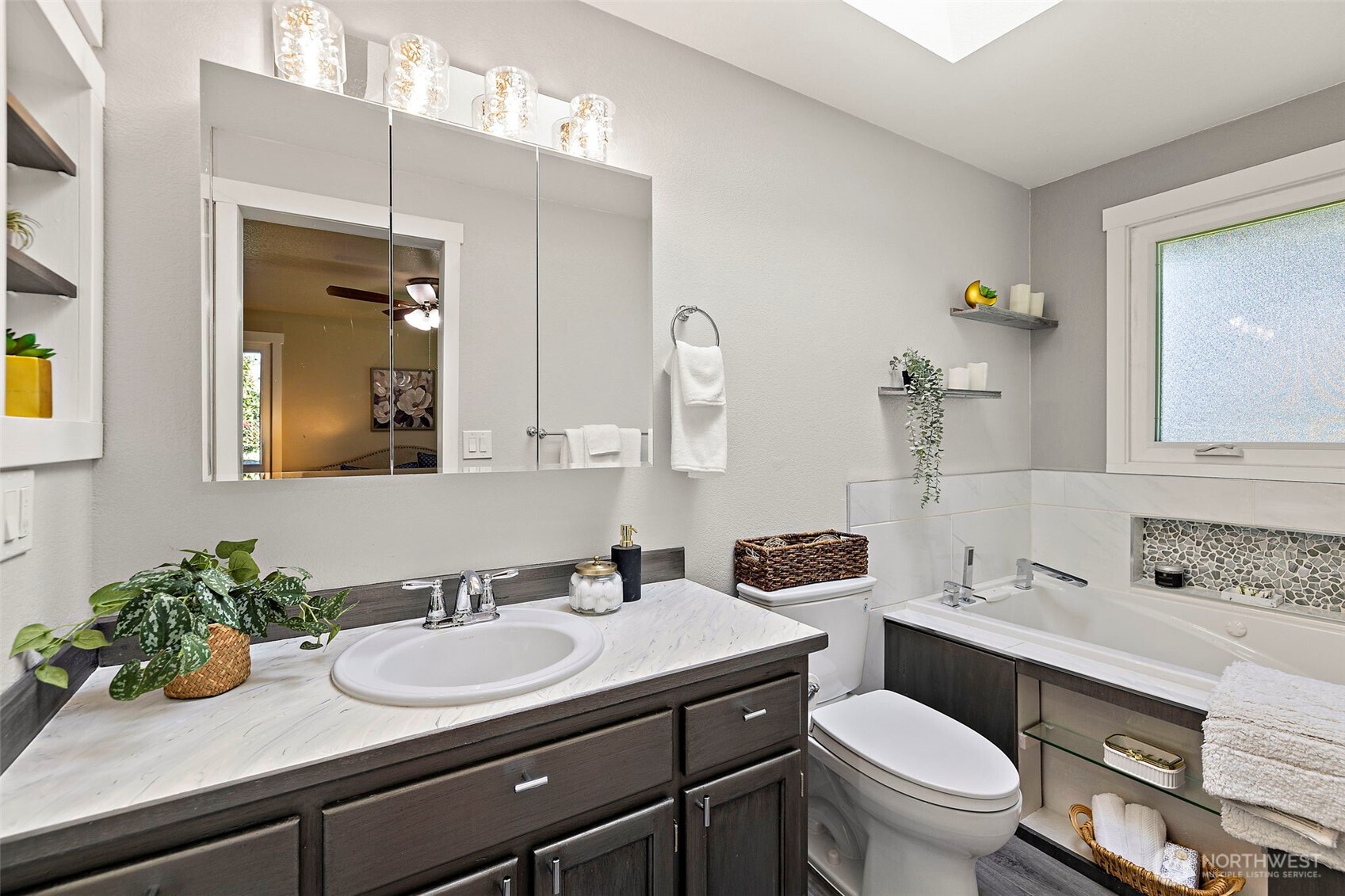 5306 169th Place SW, Lynnwood, WA 98037