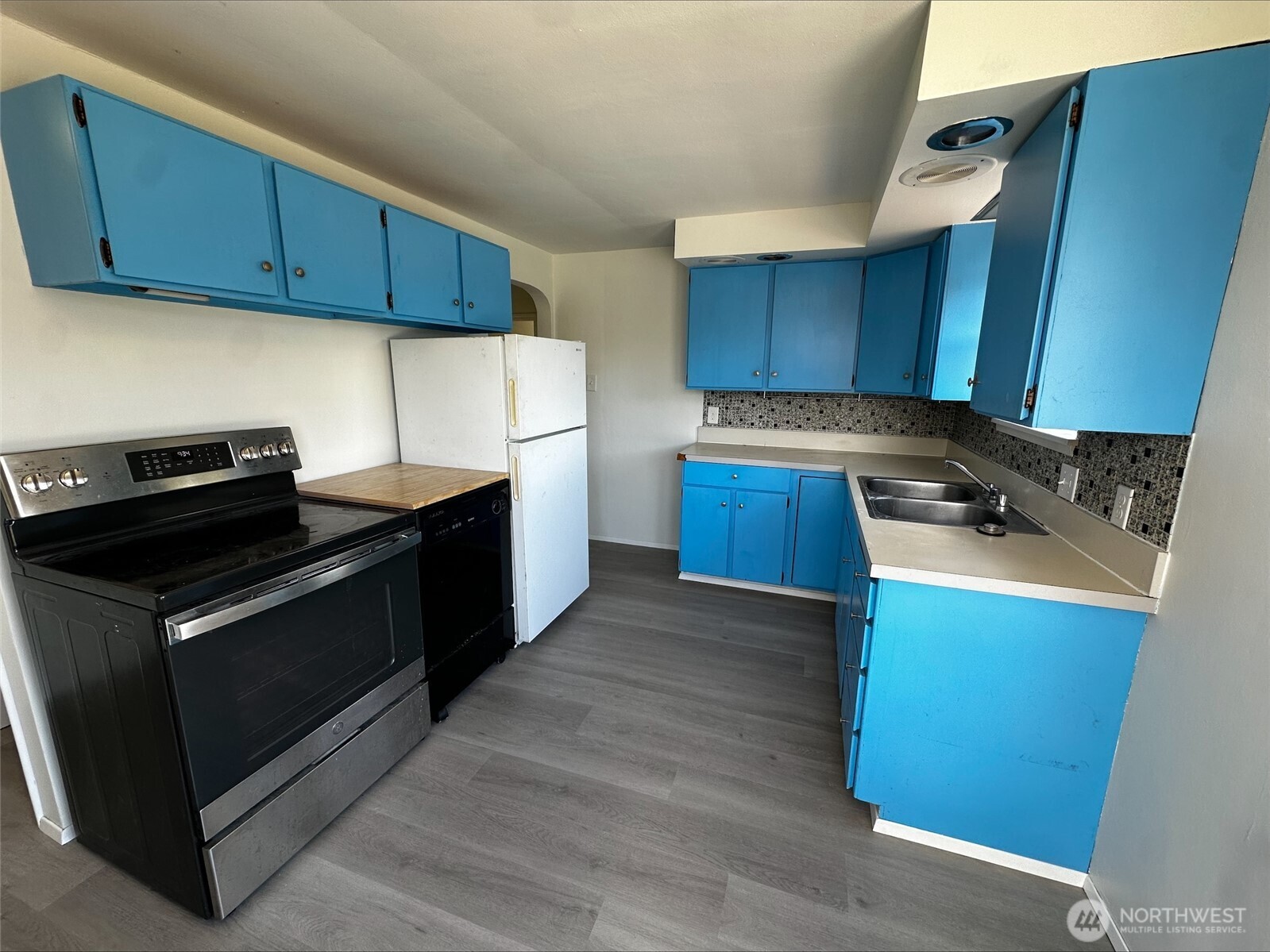 5321 47th Avenue SW, Seattle, WA 98136