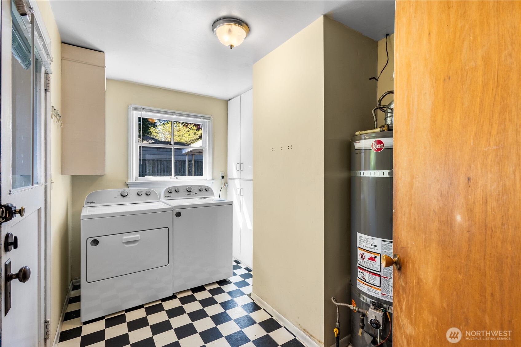 2701 NE 90th Street , Seattle, WA 98115