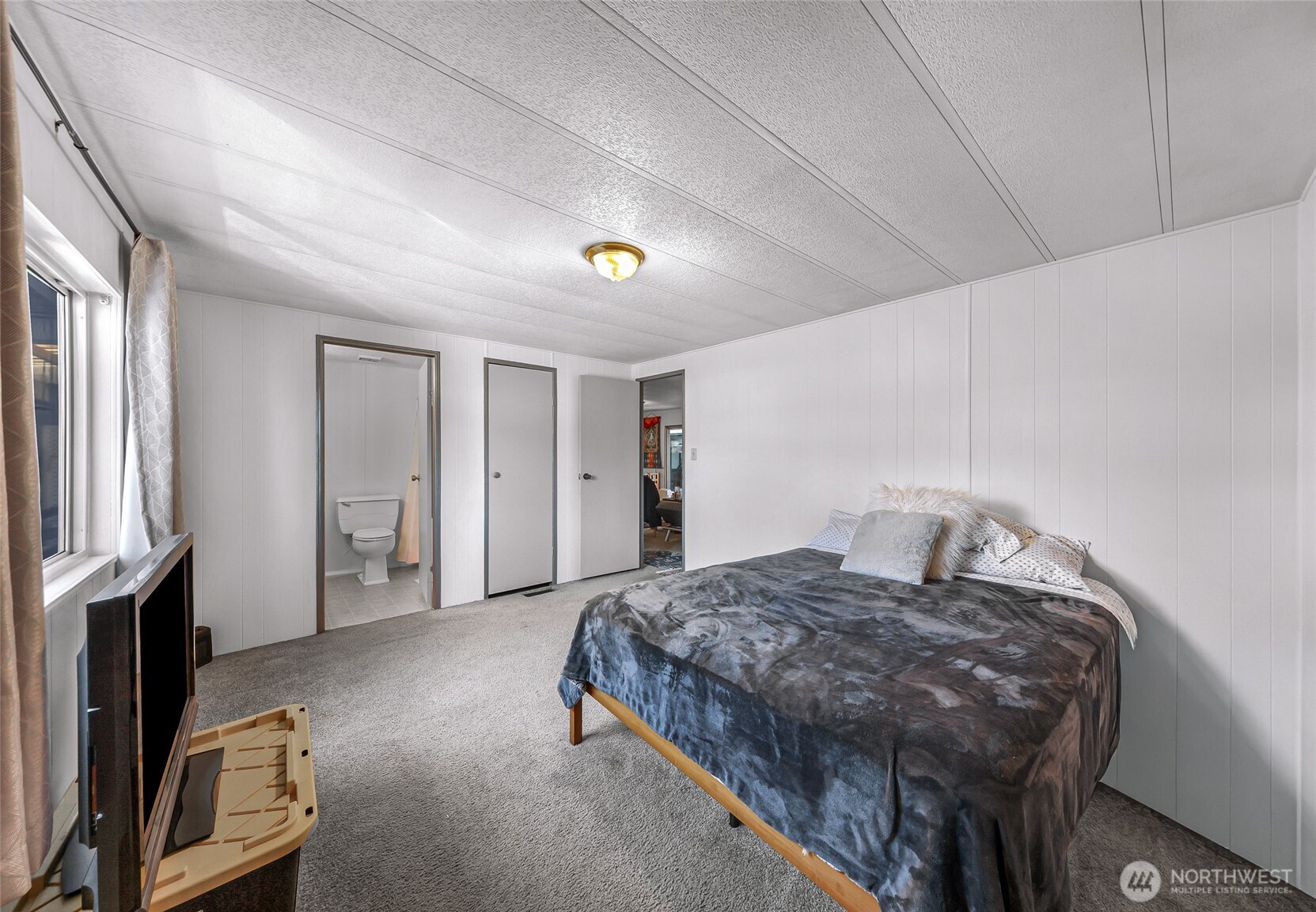 1200 Lincoln Street #406, Bellingham, WA 98229
