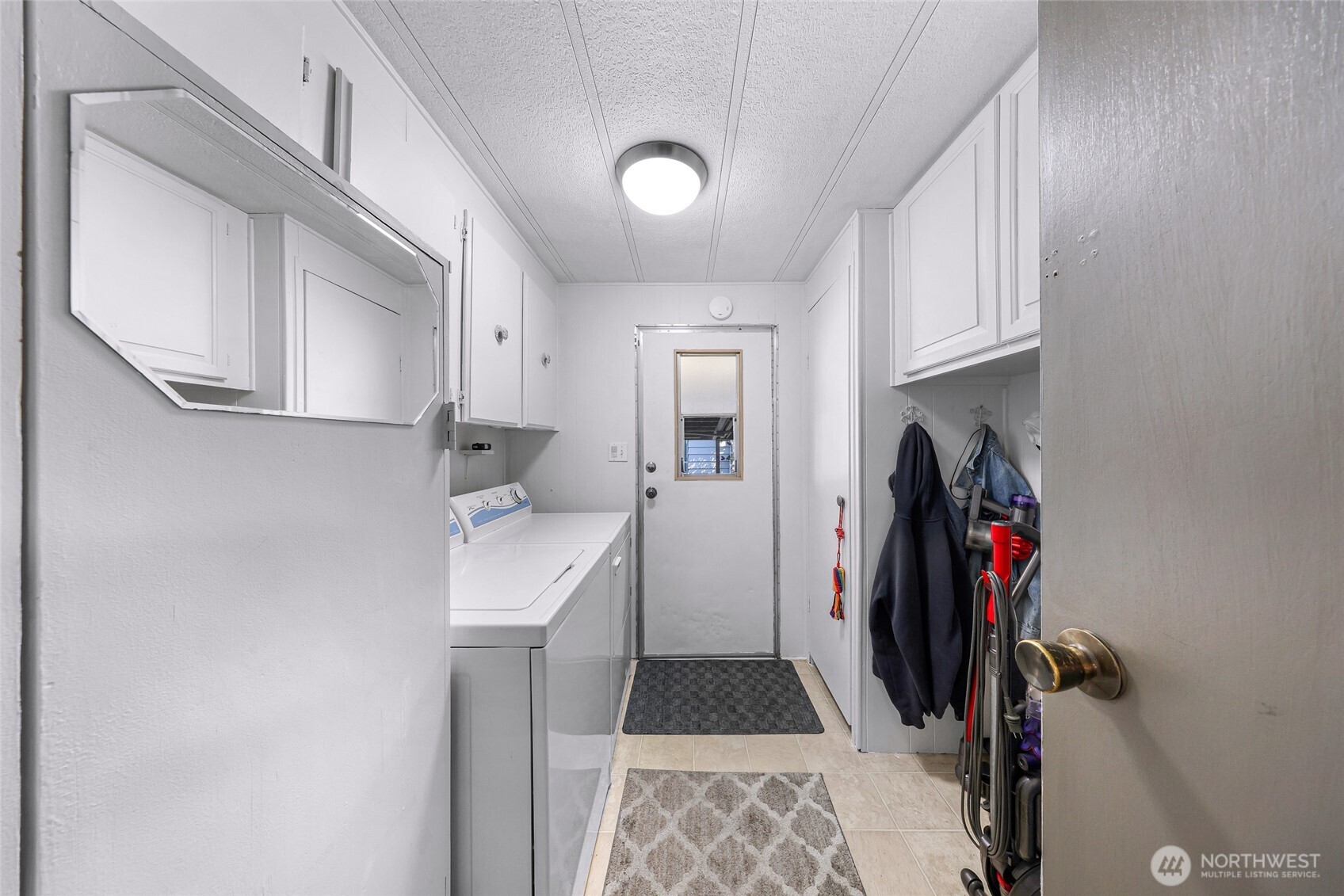 1200 Lincoln Street #406, Bellingham, WA 98229