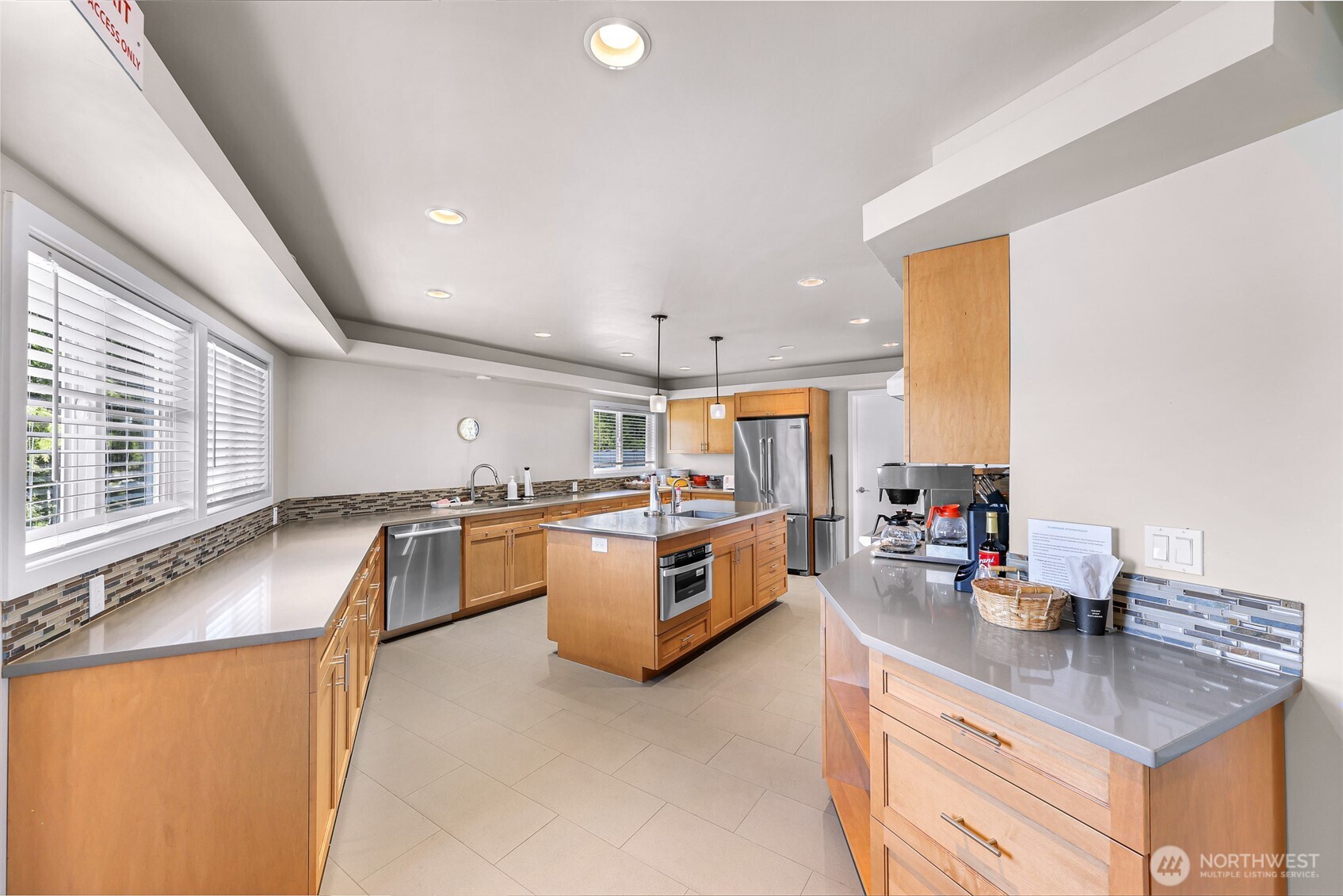 1200 Lincoln Street #406, Bellingham, WA 98229
