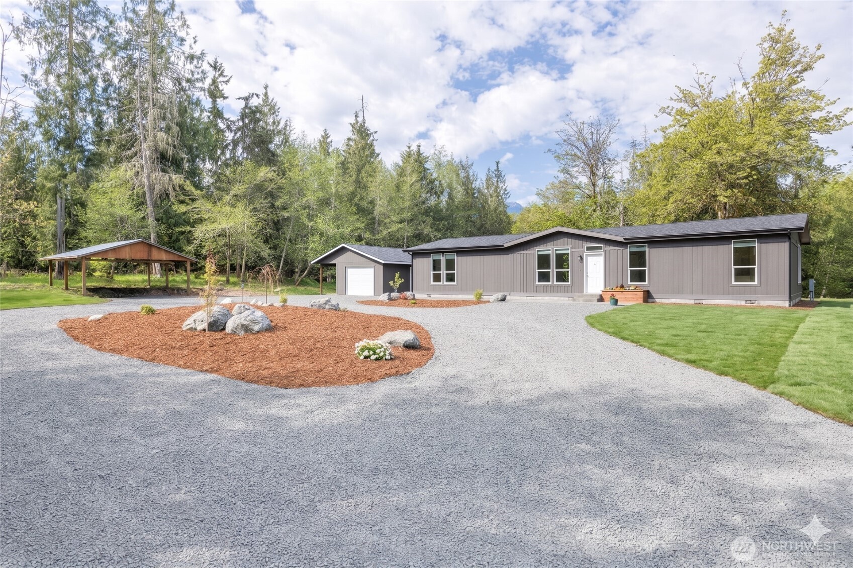 1344 Ripplebrook Drive , Port Angeles, WA 98362