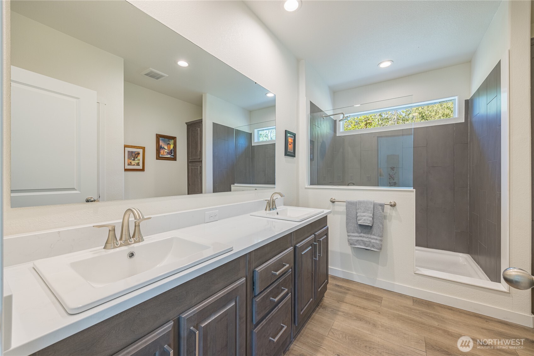 1344 Ripplebrook Drive , Port Angeles, WA 98362