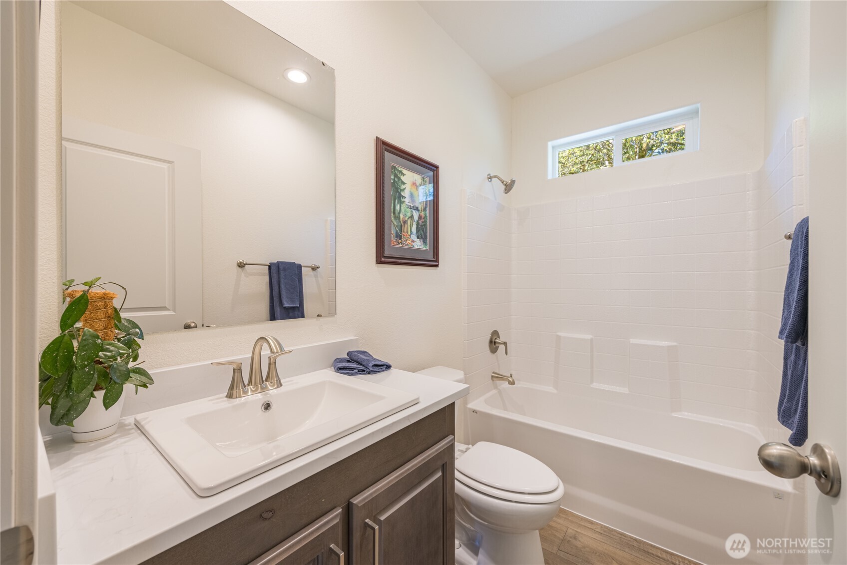 1344 Ripplebrook Drive , Port Angeles, WA 98362
