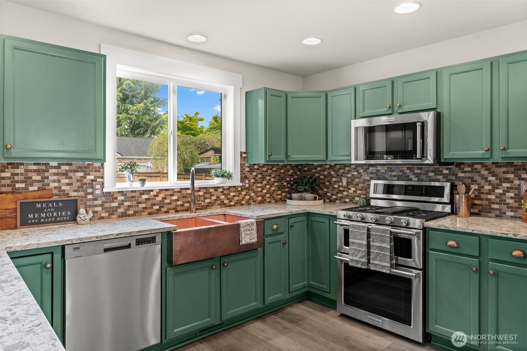 511 Harrison Street , Sumner, WA 98390