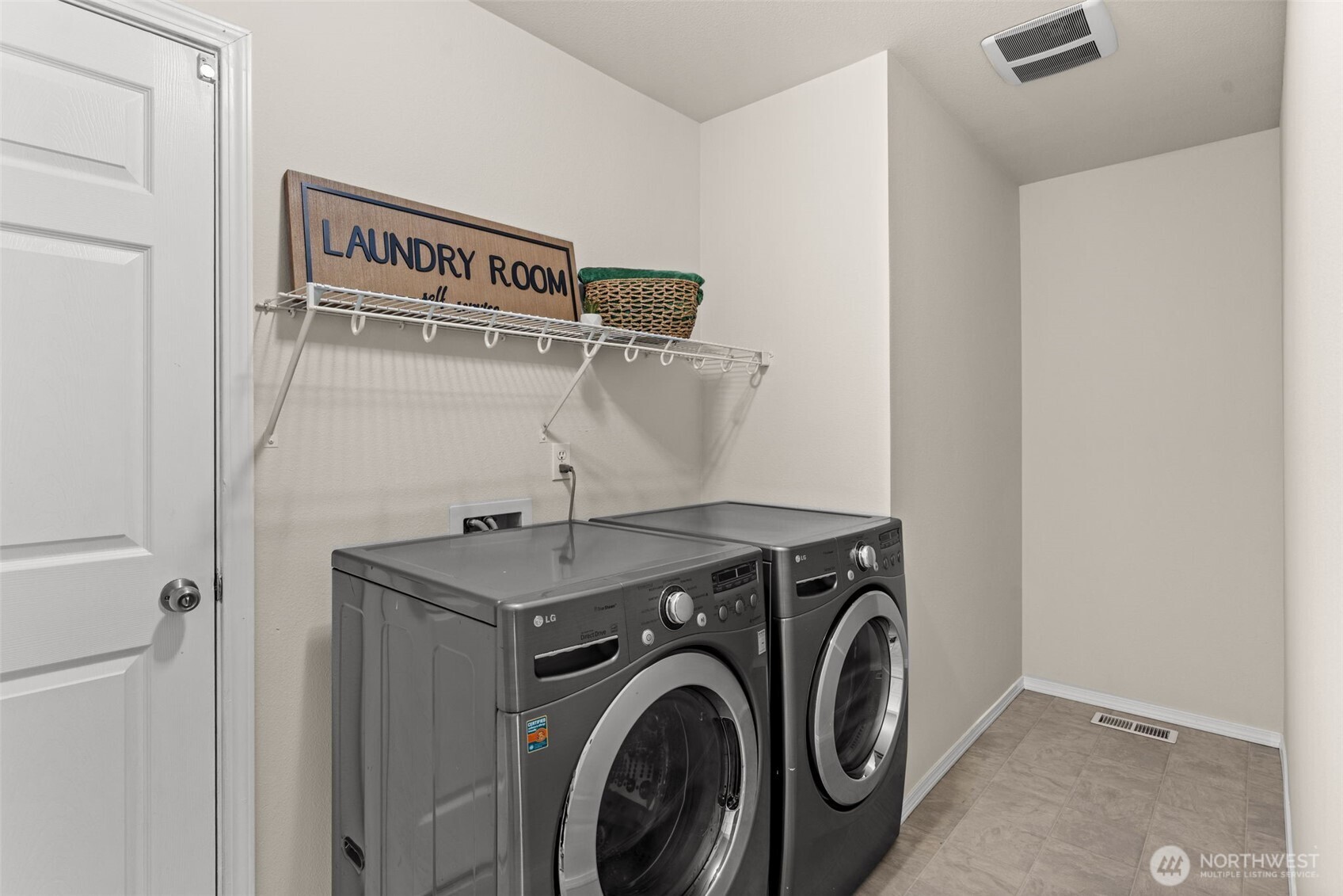 511 Harrison Street , Sumner, WA 98390