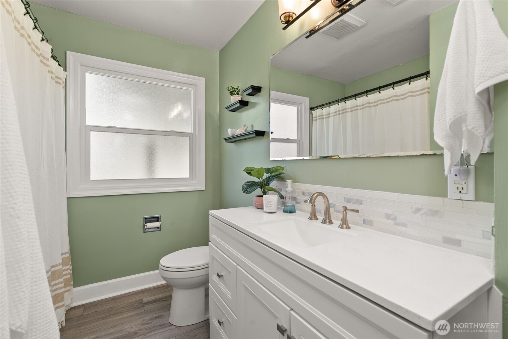 246 Kennicott Road , Chehalis, WA 98532