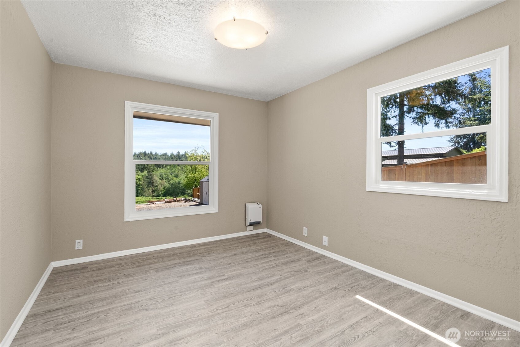 246 Kennicott Road , Chehalis, WA 98532