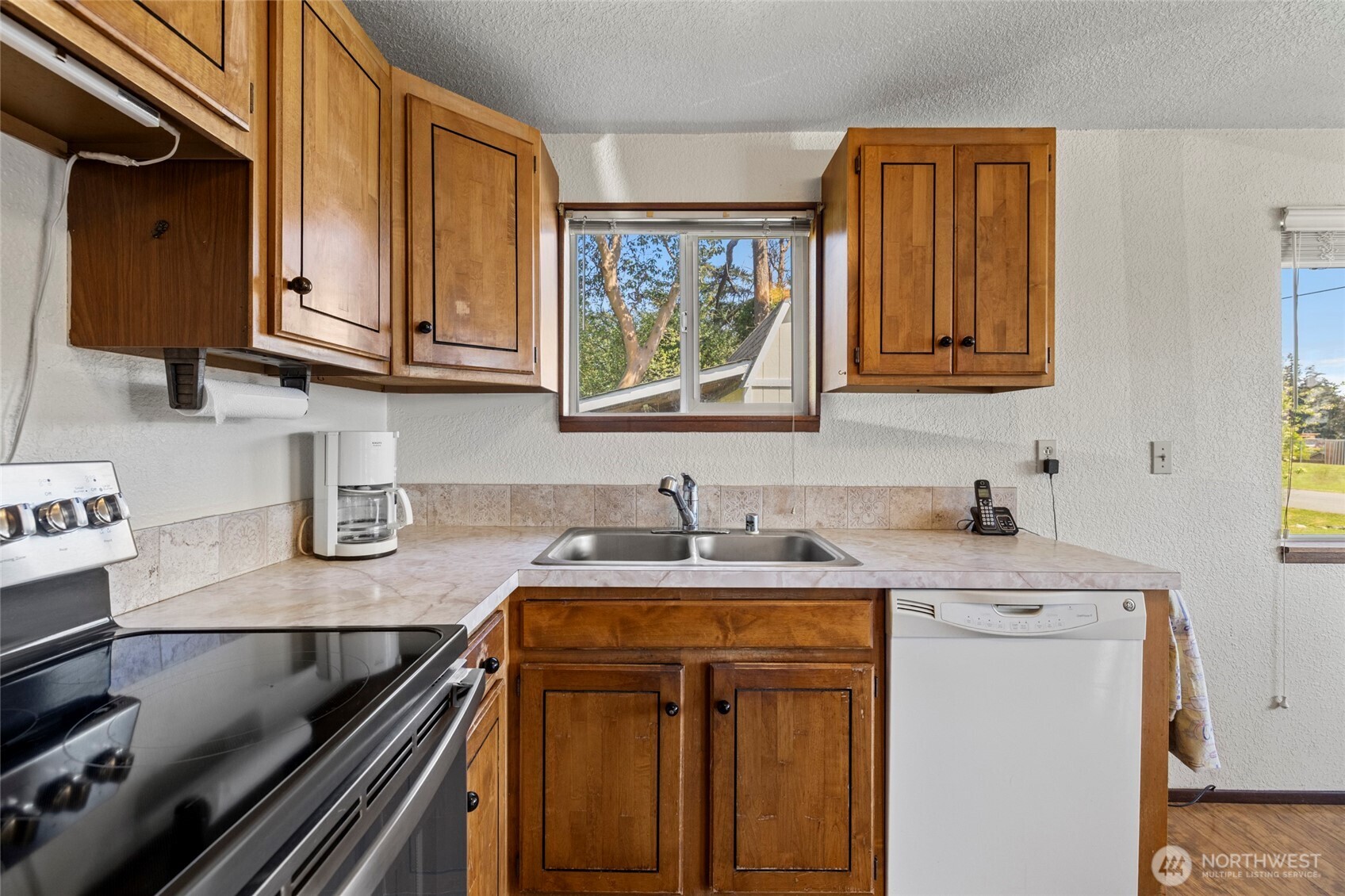977 Moonraker Drive , Freeland, WA 98249