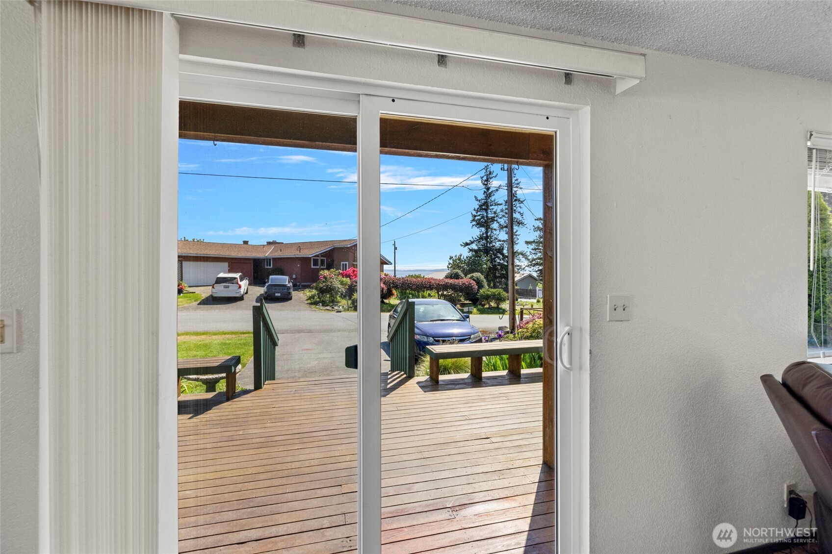 977 Moonraker Drive , Freeland, WA 98249