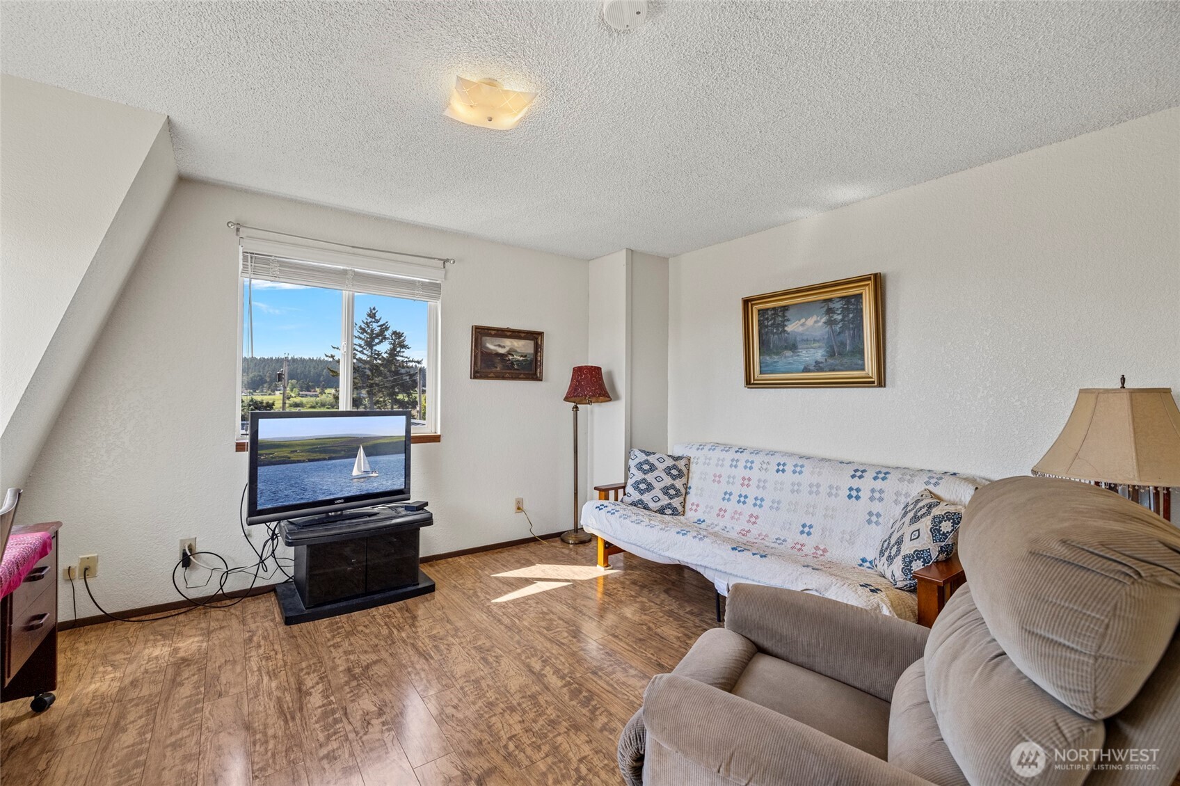 977 Moonraker Drive , Freeland, WA 98249
