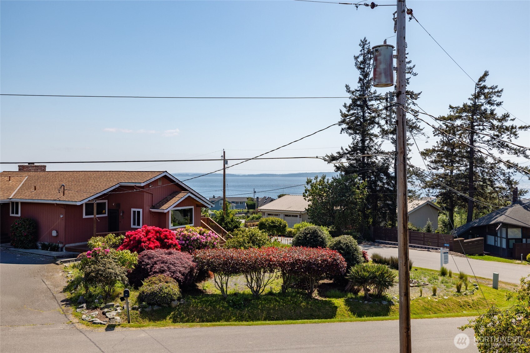 977 Moonraker Drive , Freeland, WA 98249