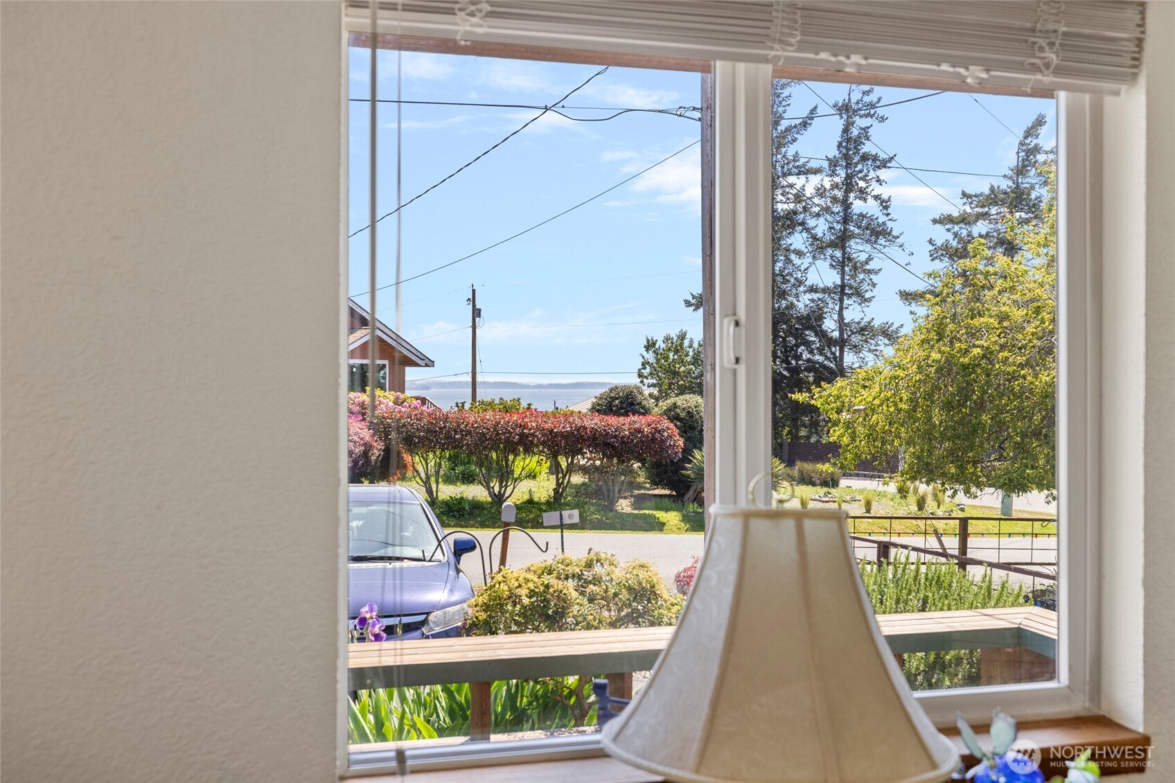977 Moonraker Drive , Freeland, WA 98249