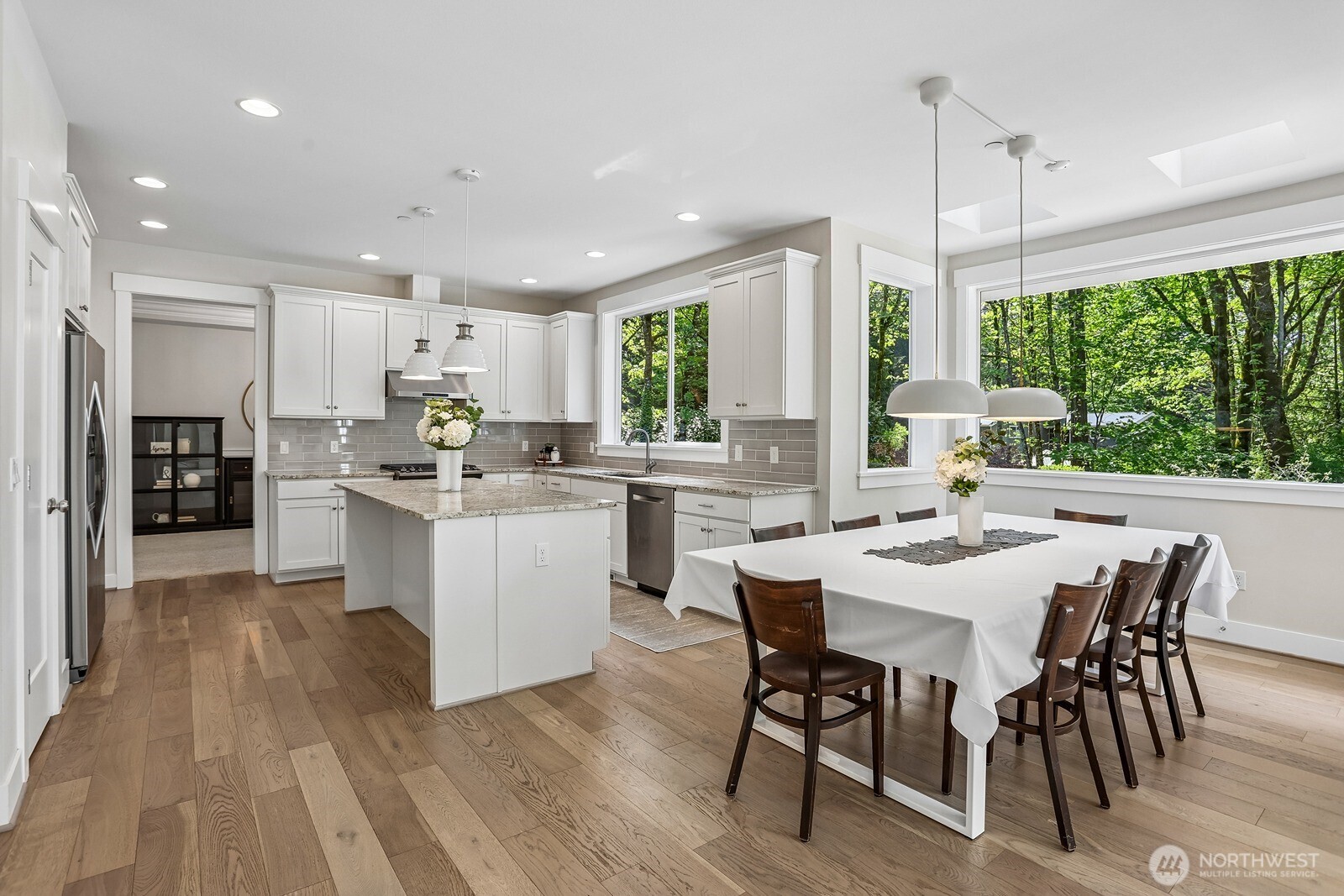18235 NE 196th Court , Woodinville, WA 98077-8242