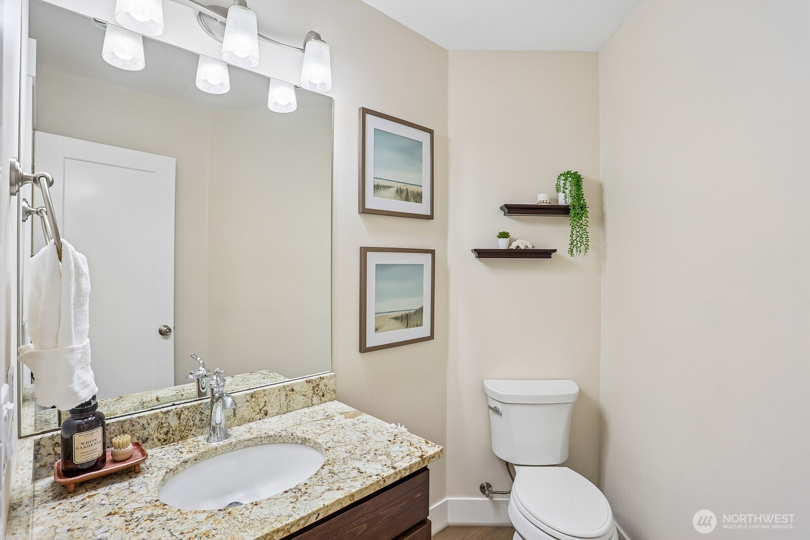 18235 NE 196th Court , Woodinville, WA 98077-8242