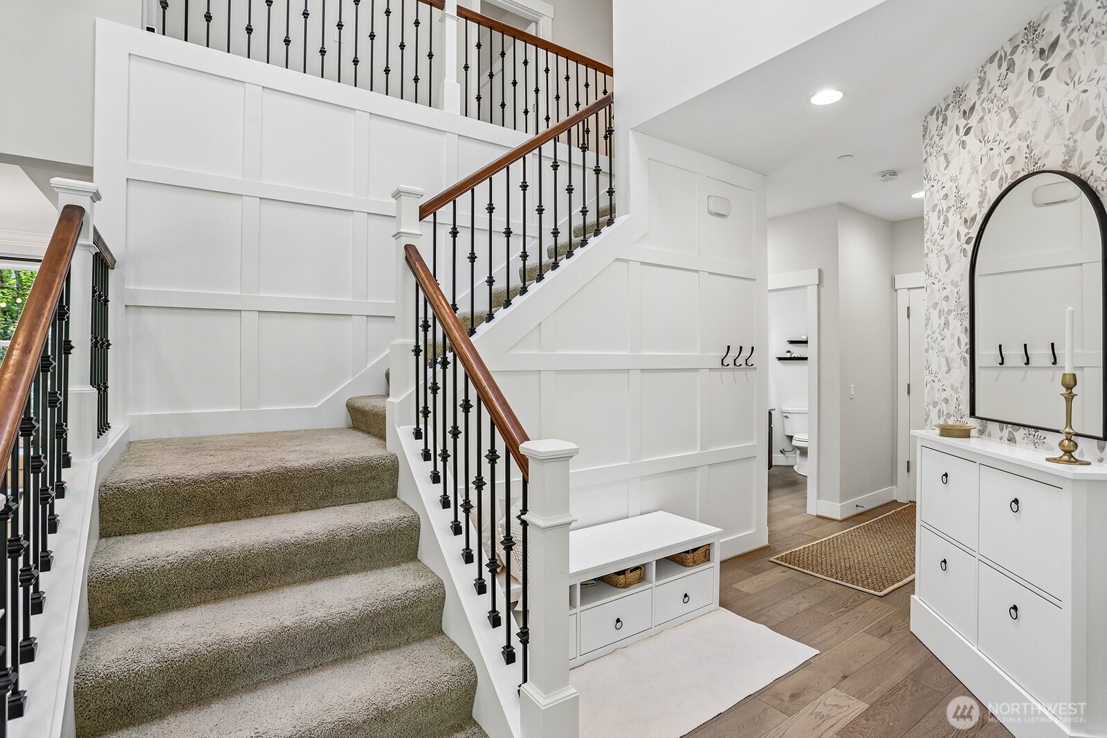 18235 NE 196th Court , Woodinville, WA 98077-8242