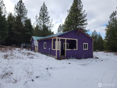 10 Mountain View Road , Republic, WA 99166