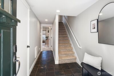 4429 41st Avenue SW #B, Seattle, WA 98116 - Photo 2